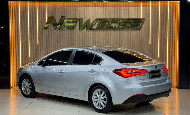 Kia Motors Cerato 1.6 16V  Flex  Aut. 2014 Flex-2