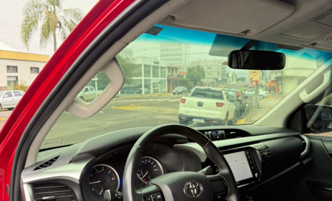 Toyota Hilux CD SR 4x4 2.8 TDI Diesel Aut. 2020 Diesel-8