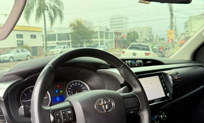 Toyota Hilux CD SR 4x4 2.8 TDI Diesel Aut. 2020 Diesel-9