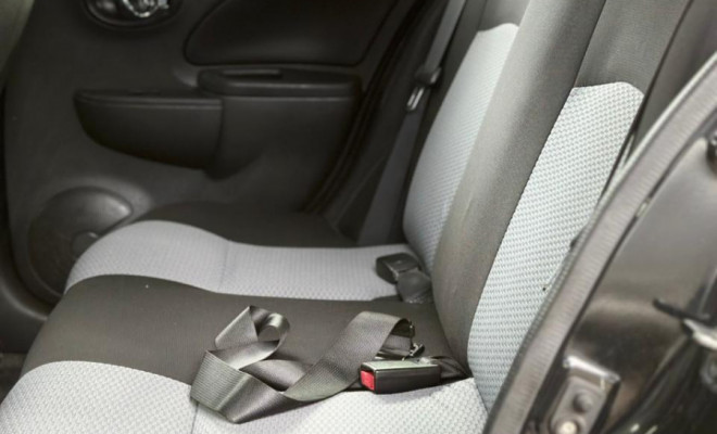 Nissan MARCH SV 1.6 16V Flex Fuel 2014 Flex-6