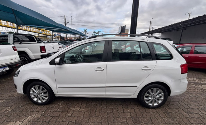 VW - VolksWagen SPACEFOX 1.6/ 1.6 Trend Total Flex 8V 5p 2012 Flex-8