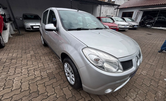 Renault SANDERO Expression Hi-Flex 1.0 16V 5p 2011 Flex-3