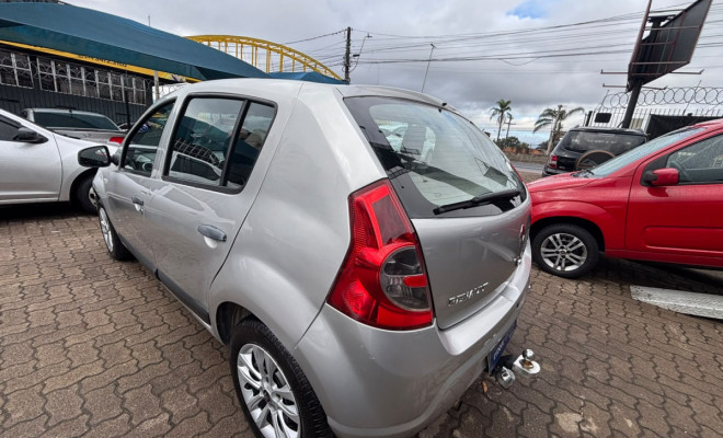 Renault SANDERO Expression Hi-Flex 1.0 16V 5p 2011 Flex-1