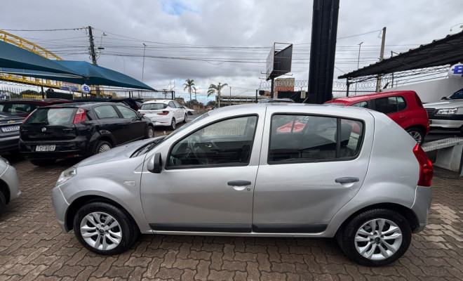 Renault SANDERO Expression Hi-Flex 1.0 16V 5p 2011 Flex-5