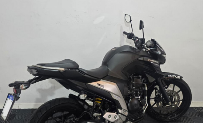 YAMAHA FZ25 250 FAZER FLEX 2023 Flex-1