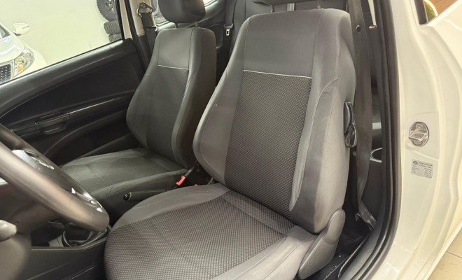 VW - VolksWagen Saveiro Robust 1.6 Total Flex 8V CD 2021-9