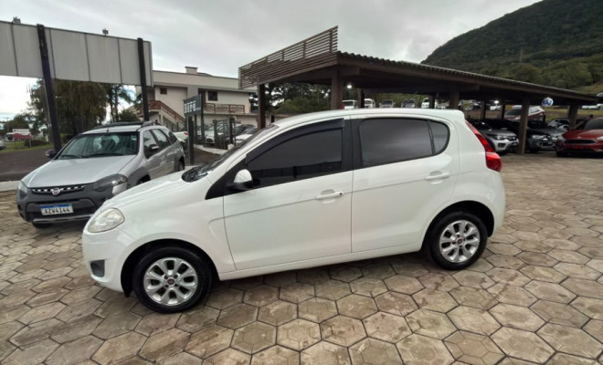 Fiat Palio ATTRA./ITÁLIA 1.4 EVO F.Flex 8V 5p 2013 Flex-0