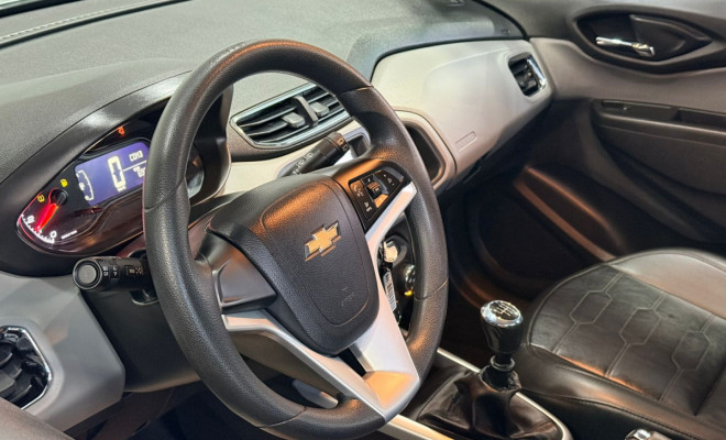 GM - Chevrolet ONIX HATCH LT 1.0 8V FlexPower 5p Mec. 2019 Flex-4