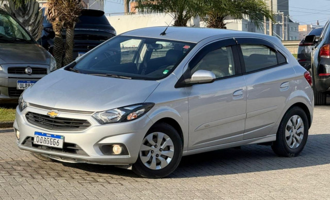 GM - Chevrolet ONIX HATCH LT 1.0 8V FlexPower 5p Mec. 2019 Flex