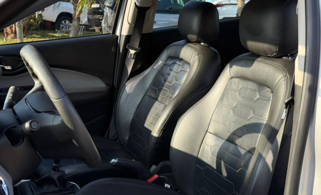 GM - Chevrolet ONIX HATCH LT 1.0 8V FlexPower 5p Mec. 2019 Flex-2