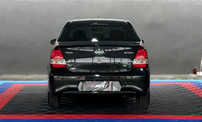 Toyota ETIOS X Plus Sedan 1.5 Flex 16V 4p Mec. 2019 Flex-4