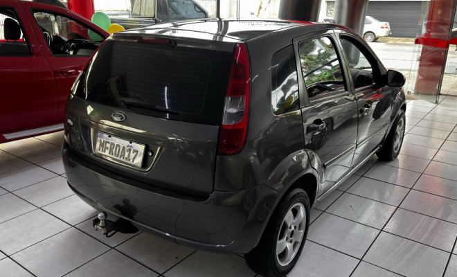 Ford Fiesta Personnalité 1.0 8V 66cv 5p 2004 Flex-1