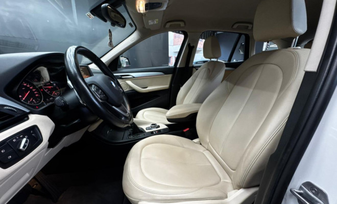 BMW X1 SDRIVE 20i 2.0/2.0 TB Acti.Flex Aut. 2017 Flex-11