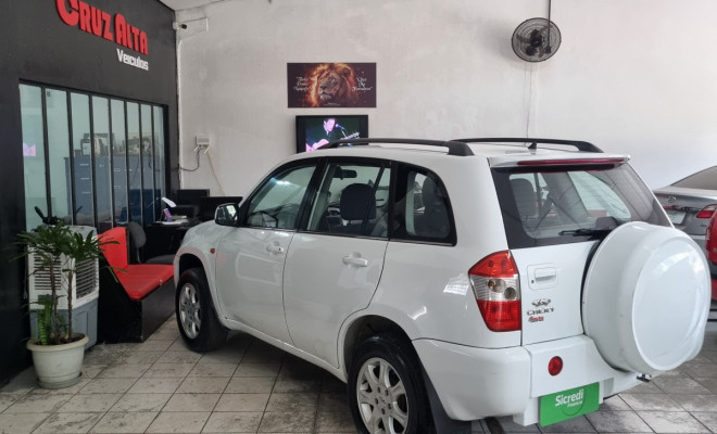 Caoa Chery/Chery Tiggo 2.0 16V Mec. 5p 2011 Gasolina-4