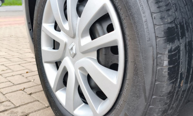 Renault SANDERO Expression Hi-Power 1.0 16V 5p 2015 Flex-3