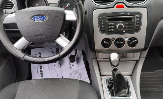 Ford Focus 1.6 S/SE/SE Plus Flex 8V/16V  5p 2011 Flex-4