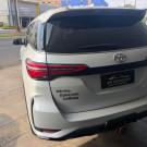 Toyota Hilux SW4 SRX Plat. 4x4 2.8 TB Die. Aut. 2024 Diesel-11
