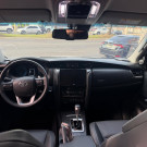Toyota Hilux SW4 SRX Plat. 4x4 2.8 TB Die. Aut. 2024 Diesel-10