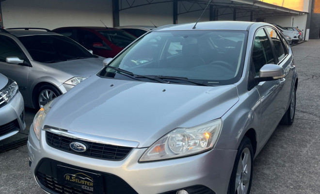 Ford Focus 1.6 16V  2012