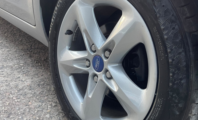 Ford Focus 1.6 16V  2012-10
