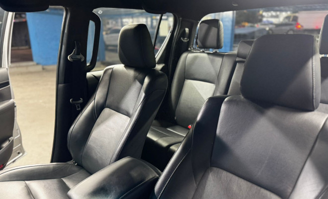 Toyota Hilux CD SRX 4x4 2.8 TDI 16V Diesel Aut. 2019 Diesel-6