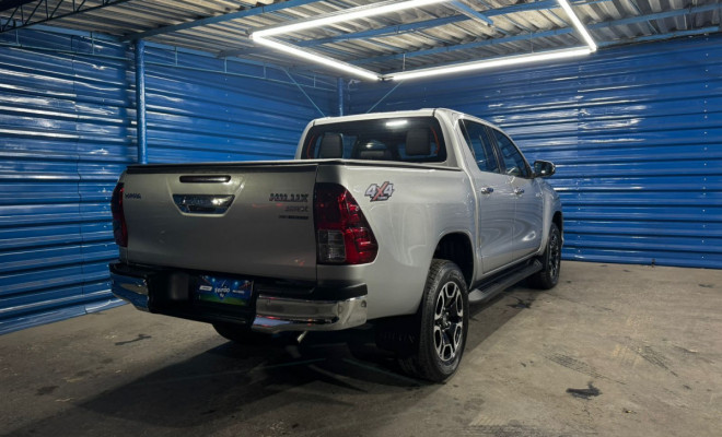 Toyota Hilux CD SRX 4x4 2.8 TDI 16V Diesel Aut. 2019 Diesel-2