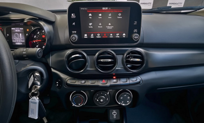Fiat CRONOS DRIVE 1.3 8V Flex 2025 Flex-4