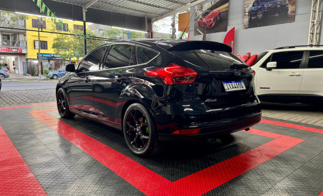 Ford Focus 2.0 16V/SE/SE Plus Flex 5p Aut. 2016 Flex-2