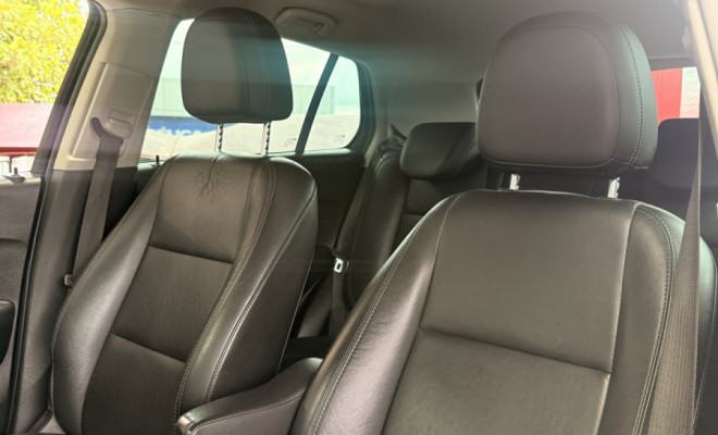 GM - Chevrolet TRACKER LTZ 1.8 16V Flex 4x2 Aut. 2015 Flex-6