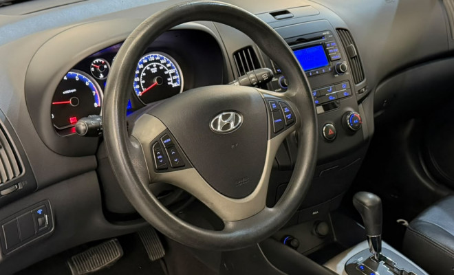 Hyundai i30 2.0 16V 145cv 5p Aut. 2010 Gasolina-0