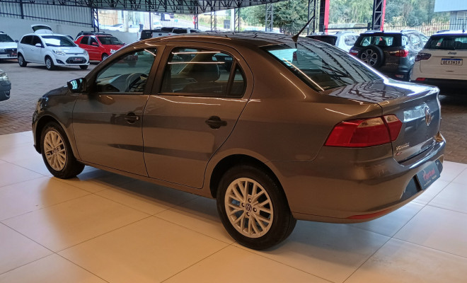 VW - VolksWagen VOYAGE 1.6 MSI Flex 8V 4p 2022 Flex-4