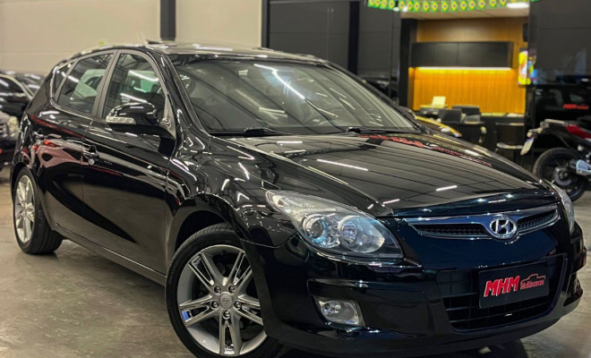 Hyundai i30 2.0 16V 145cv 5p Aut. 2011 Gasolina-0