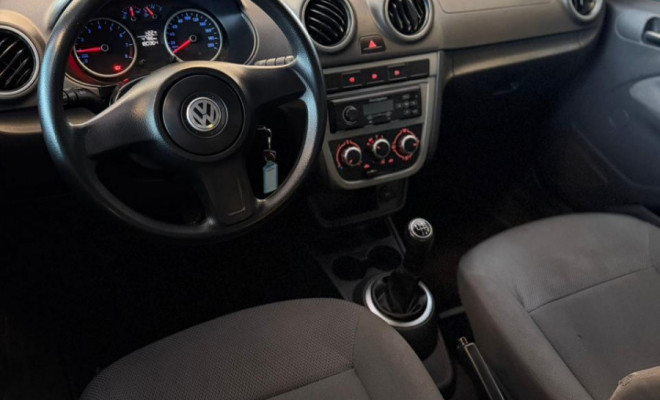 VW - VolksWagen Gol (novo) 1.0 Mi Total Flex 8V 4p 2010 Flex-7