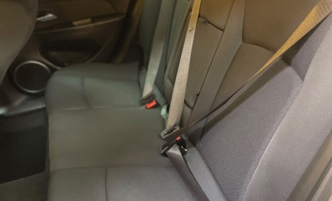 GM - Chevrolet CRUZE HB Sport LT 1.8  2012 Flex    Manual-7
