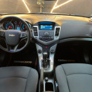 GM - Chevrolet CRUZE HB Sport LT 1.8  2012 Flex    Manual-4