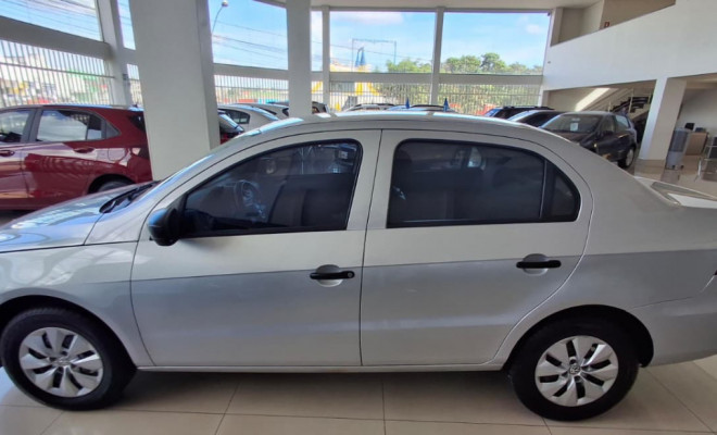 VW - VolksWagen VOYAGE 1.0/1.0 City Mi Total Flex 8V 4p 2013 Flex-6