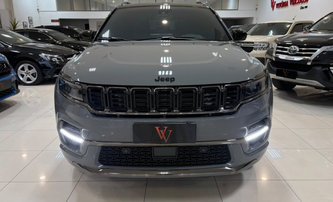 Jeep Commander Black Hurricane 2.0 4x4 TB Aut 2025 Gasolina-0