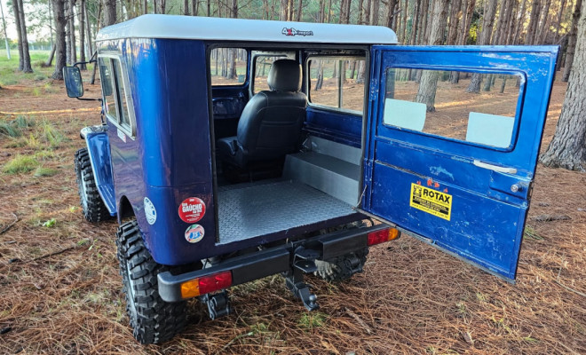 Toyota Bandeirante 1964 Diesel-10
