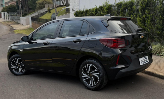 GM - Chevrolet ONIX HATCH LT 1.0 12V Flex 5p Mec. 2025 Flex-9