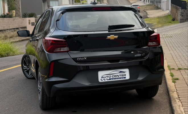 GM - Chevrolet ONIX HATCH LT 1.0 12V Flex 5p Mec. 2025 Flex-11
