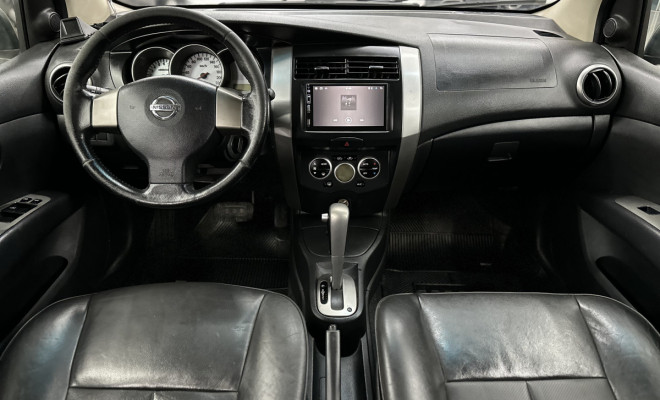 Nissan LIVINA X-GEAR SL 1.8 Flex Aut. 2013-6