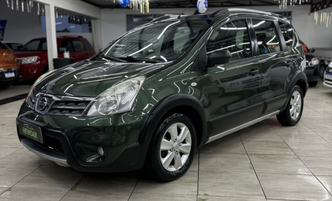 Nissan LIVINA X-GEAR SL 1.8 Flex Aut. 2013