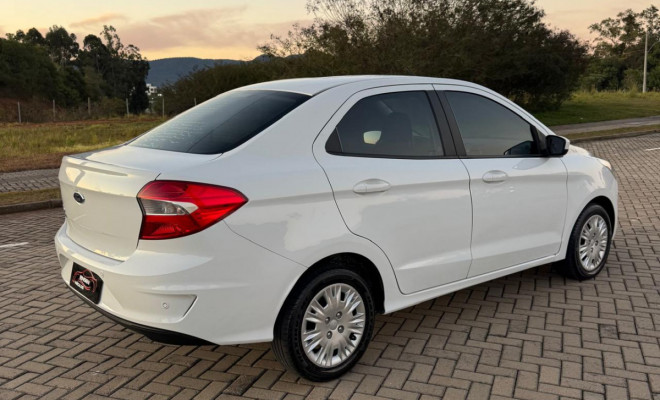 Ford Ka 1.5 Sedan SE Plus 12V Flex 4p Mec. 2019 Flex-4