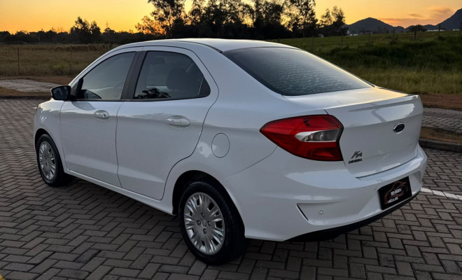 Ford Ka 1.5 Sedan SE Plus 12V Flex 4p Mec. 2019 Flex-2
