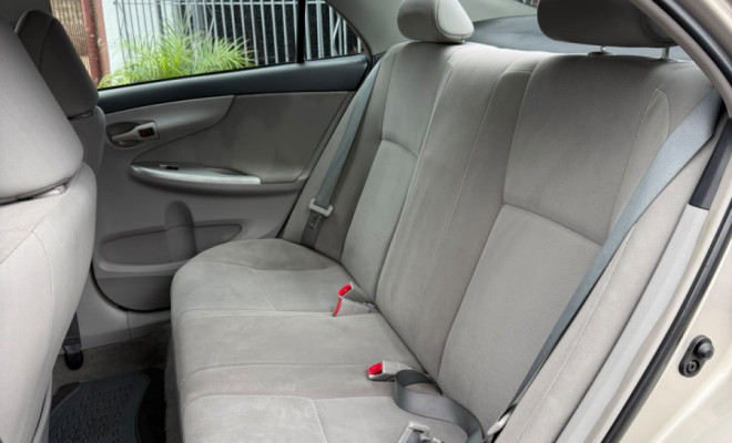 Toyota Corolla GLi 1.8 Flex 16V  Aut. 2014 Flex-11