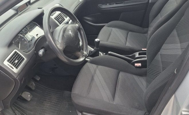 Peugeot 307 Soleil/ Presence 1.6/1.6 Flex 16V 5p 2011 Flex-6