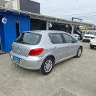 Peugeot 307 Soleil/ Presence 1.6/1.6 Flex 16V 5p 2011 Flex-2