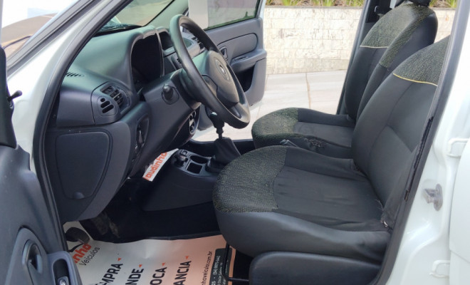 Renault Clio RL/ JP/Auth.1.0/1.0 Hi-Power 16V 5p 2014 Flex-10