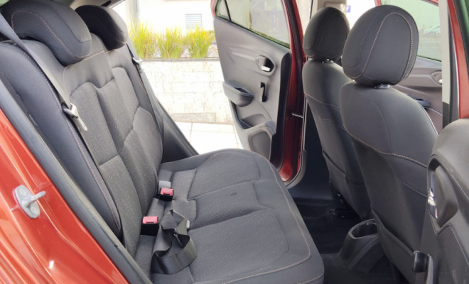 GM - Chevrolet ONIX HATCH LT 1.0 8V FlexPower 5p Mec. 2013 Flex-12