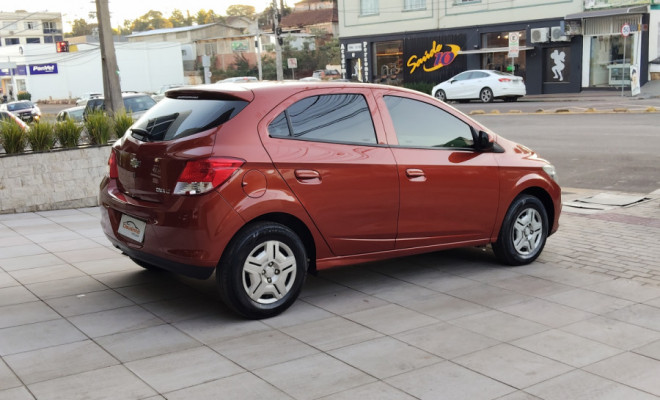 GM - Chevrolet ONIX HATCH LT 1.0 8V FlexPower 5p Mec. 2013 Flex-1